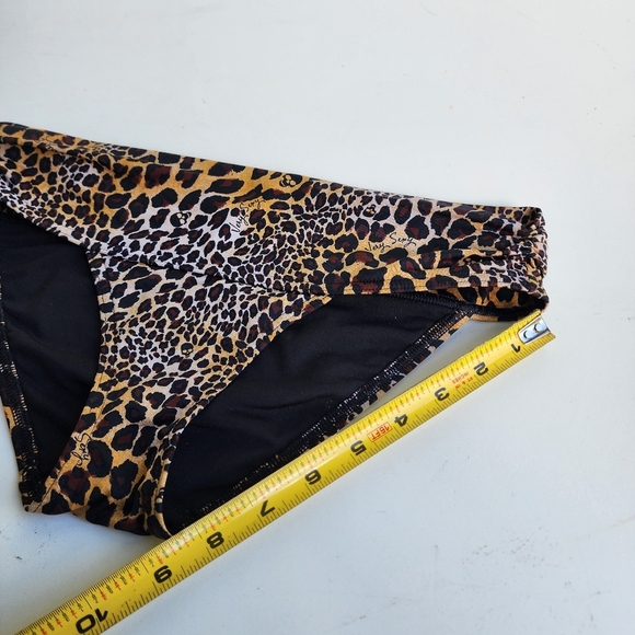 VICTORIA'S SECRET BIKINI BOTTOM ONLY SKULLS VERY SEXY ANIMAL PRINT Brown Sz S - Picture 5 of 9